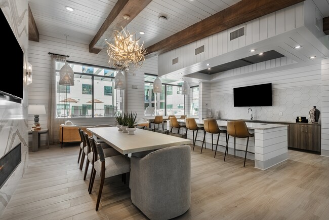 Building Photo - The Quincy at Kierland Rental