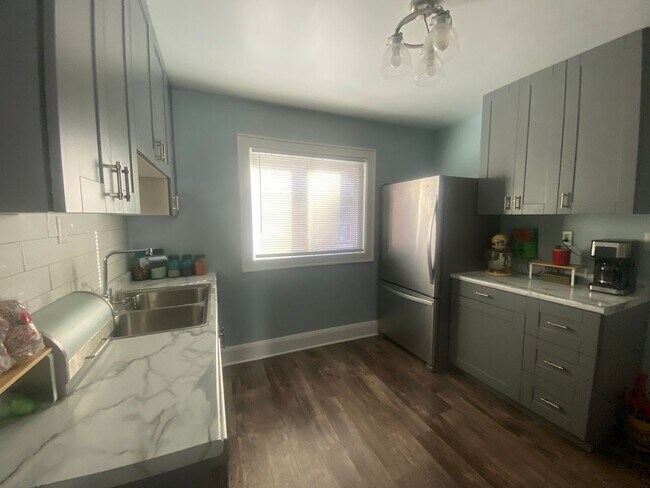 Building Photo - 3619 N Morris Blvd Unit 3619 N Morris Blvd