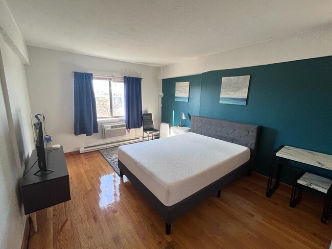 Building Photo - 1169 Commonwealth Ave Unit 607 Rental