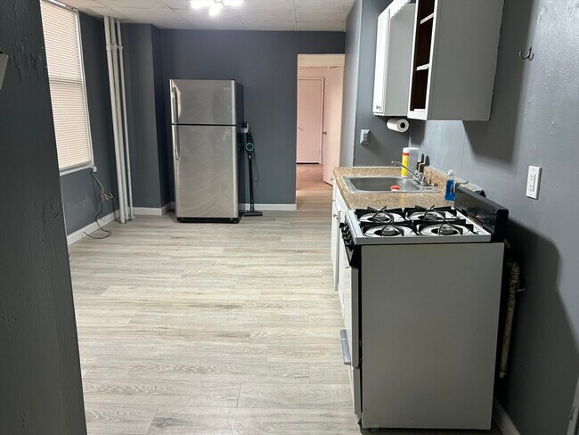 Photo - 14 Monument Sq Unit 1-3