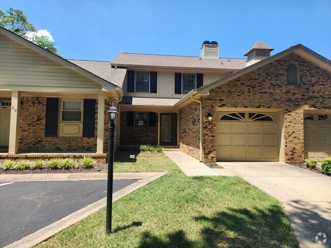 Building Photo - Welcome to Clarksville! Rental