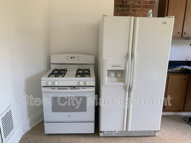 Photo - 810 Wood St Unit 4