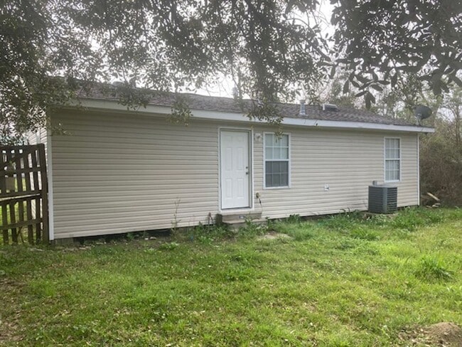 Photo - Long Beach 3 Bedroom
