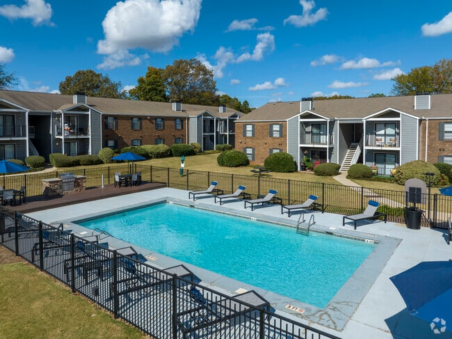 Charleston Oaks Apartments