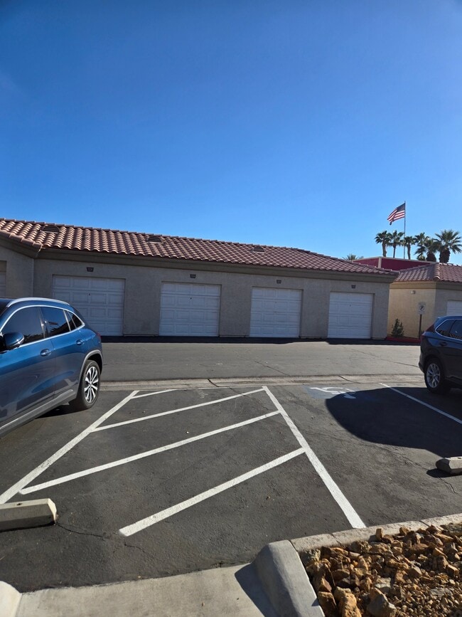 Photo - 6480 Annie Oakley Dr