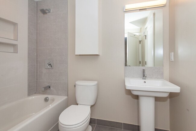Photo - 10 Dover St Unit 1
