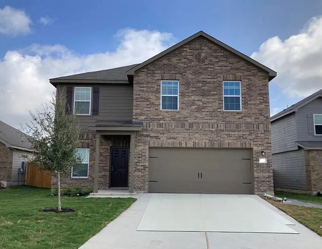 Building Photo - Beautifully Designed 4BR/2.5BA Home In The...