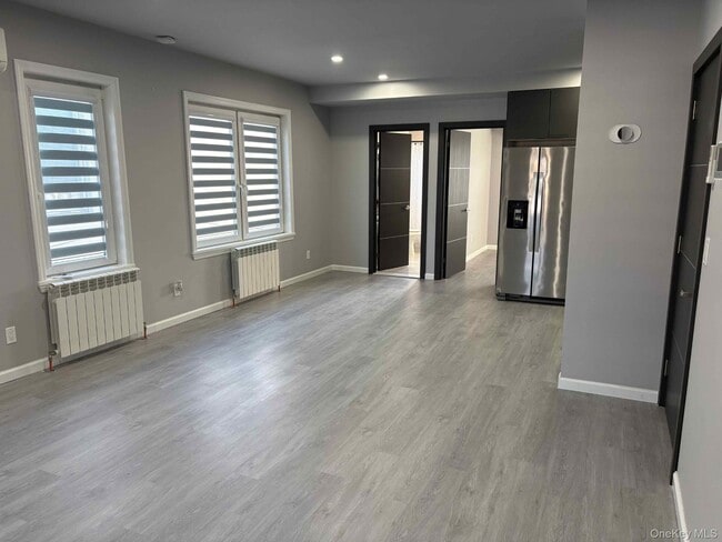 Photo - 58-46 Fresh Pond Rd Unit 2