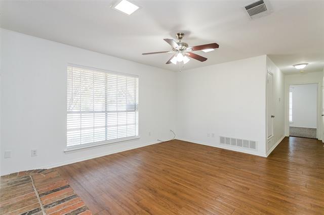 Photo - 900 Milby Rd