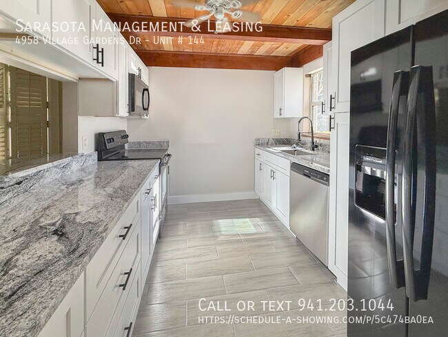 Photo - 4958 Village Garden Dr Unidad # 144