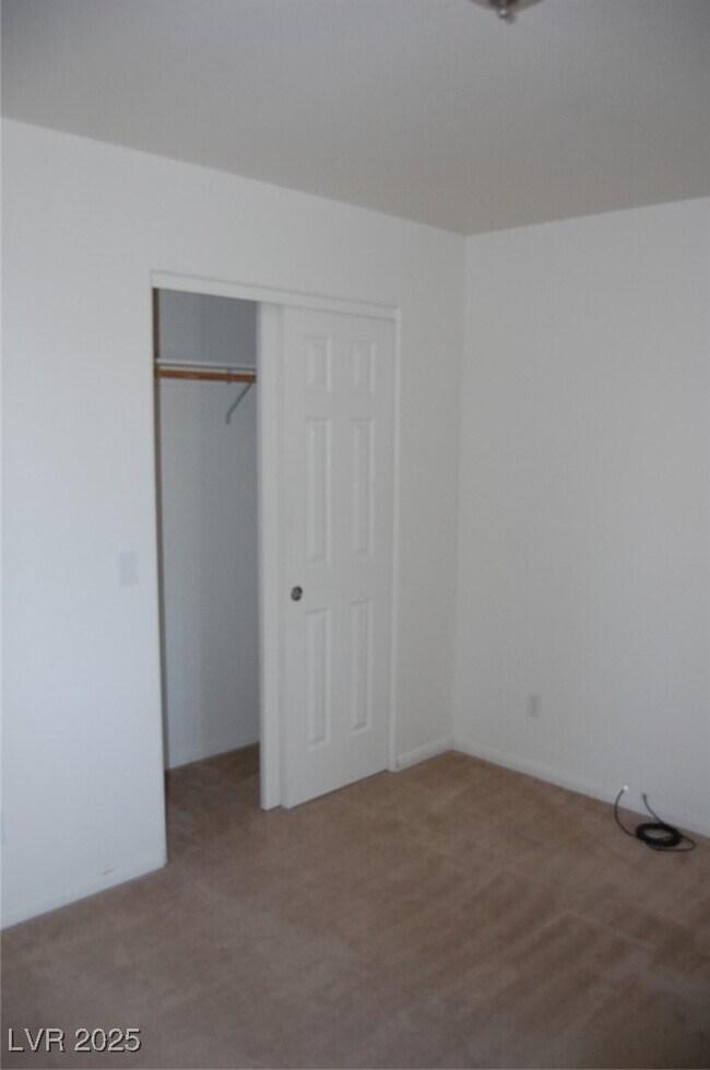 Photo - 1601 Zelzah Ave