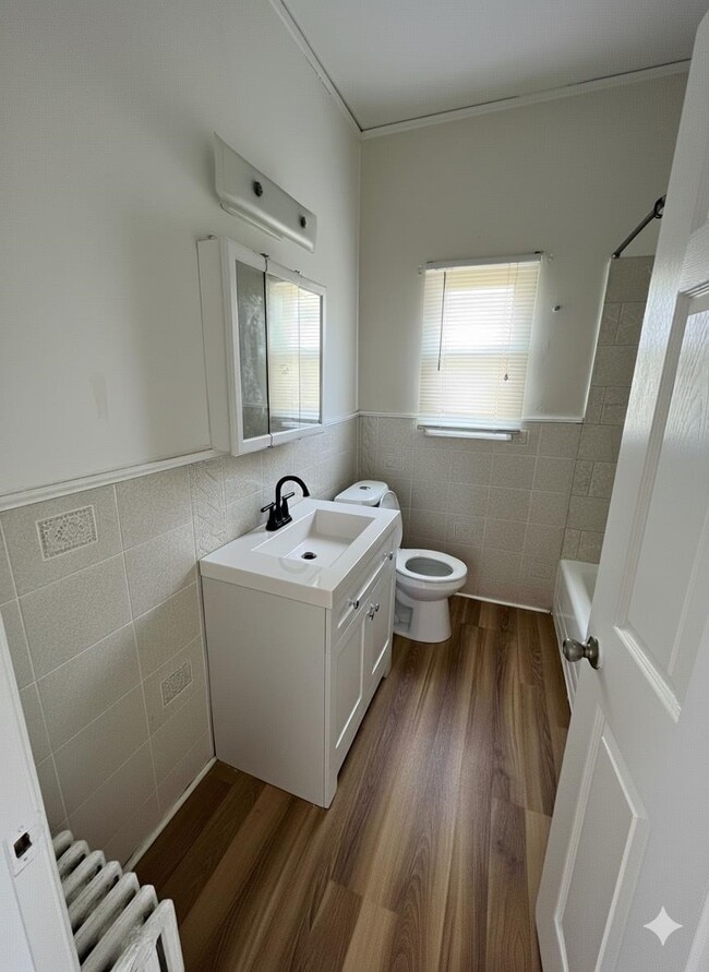 Photo - 133 Pamrapo Ave