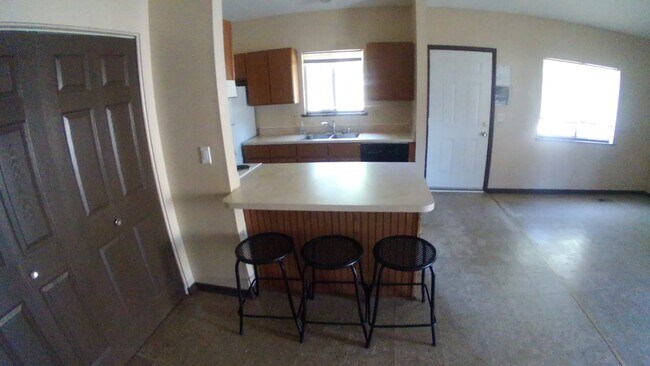 Photo - 244 Spartan Ave