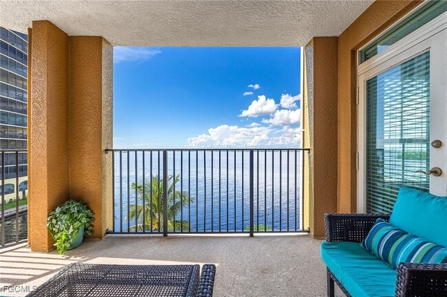 Building Photo - 2825 Palm Beach Blvd Unit 401