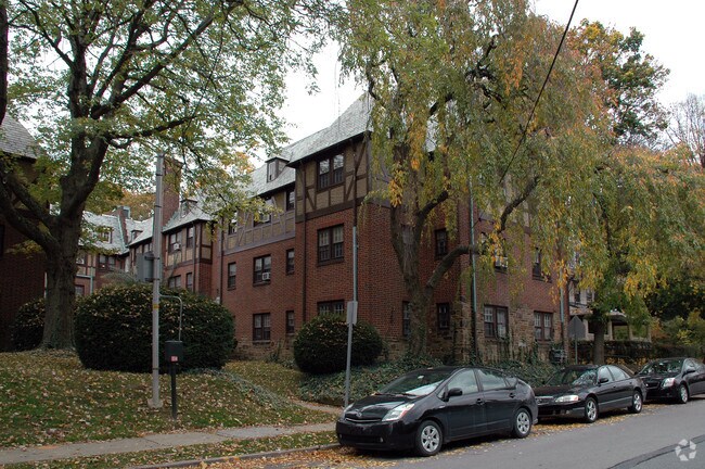 Argyle Court - Argyle Court Apartments