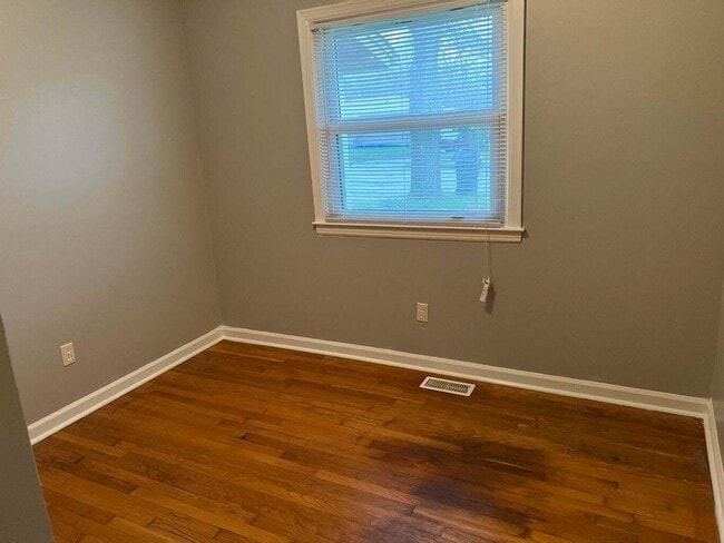 Photo - 2391 Allen Dr