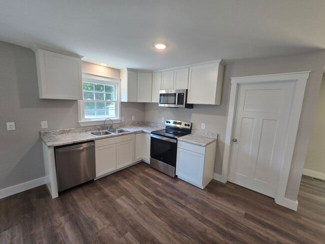 Photo - NEWLY REMODELED 3 BEDROOM IN PRINCE GEORGE