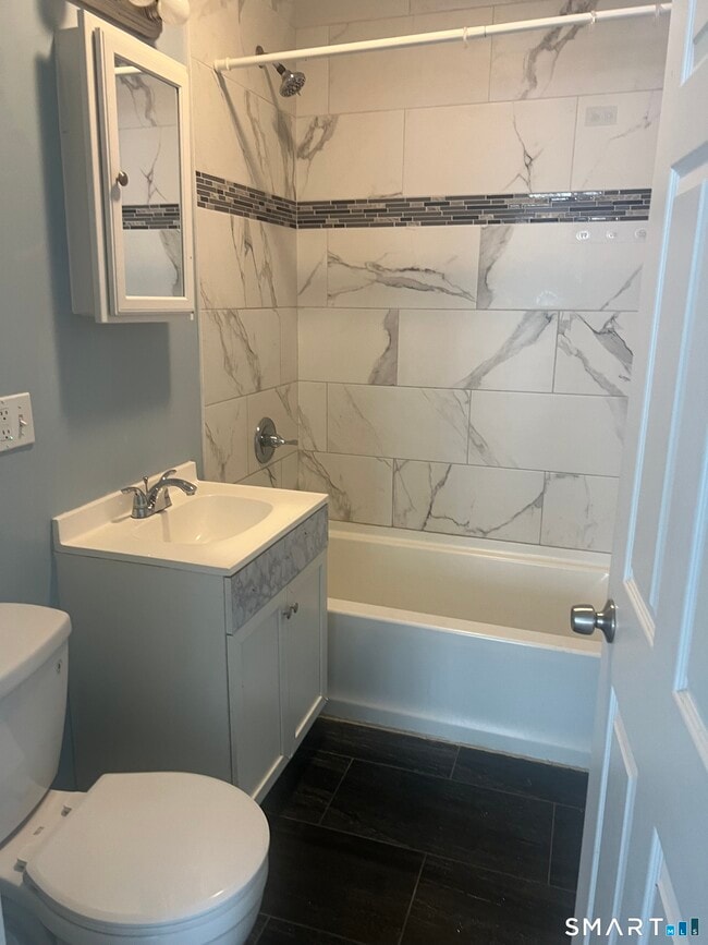 Photo - 284 Hillside Ave