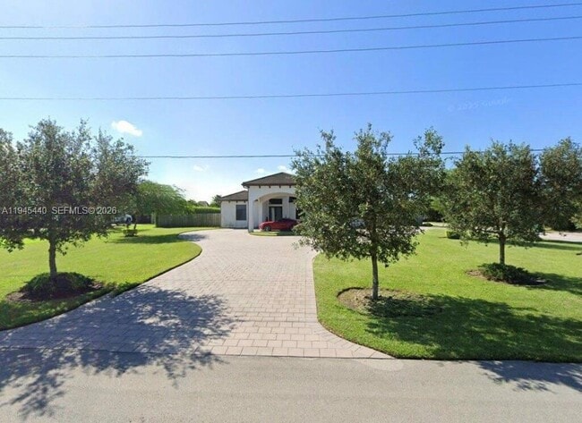 Photo - 17040 SW 280th St