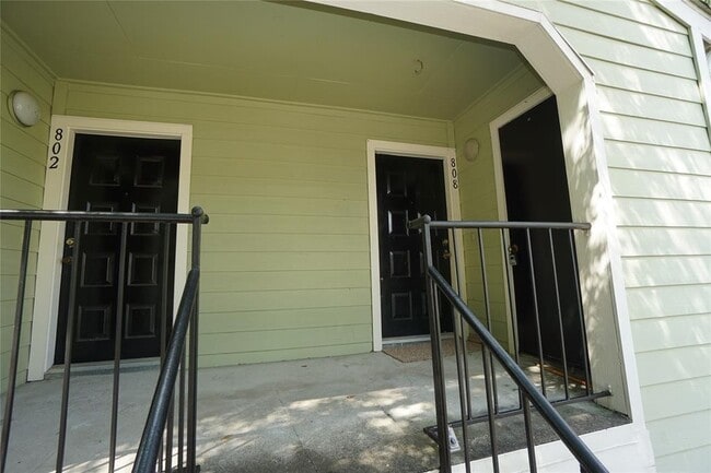 Photo - One bedroom condo, leasing now!