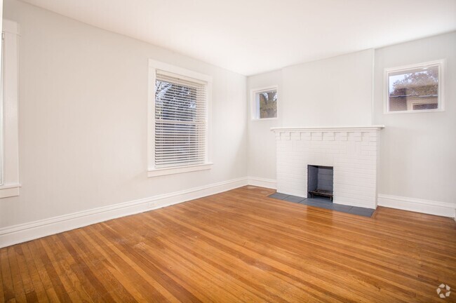 Building Photo - Arthur Unit 2Fl Rental