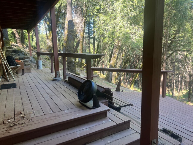 Photo - 18833 Rock Creek Rd