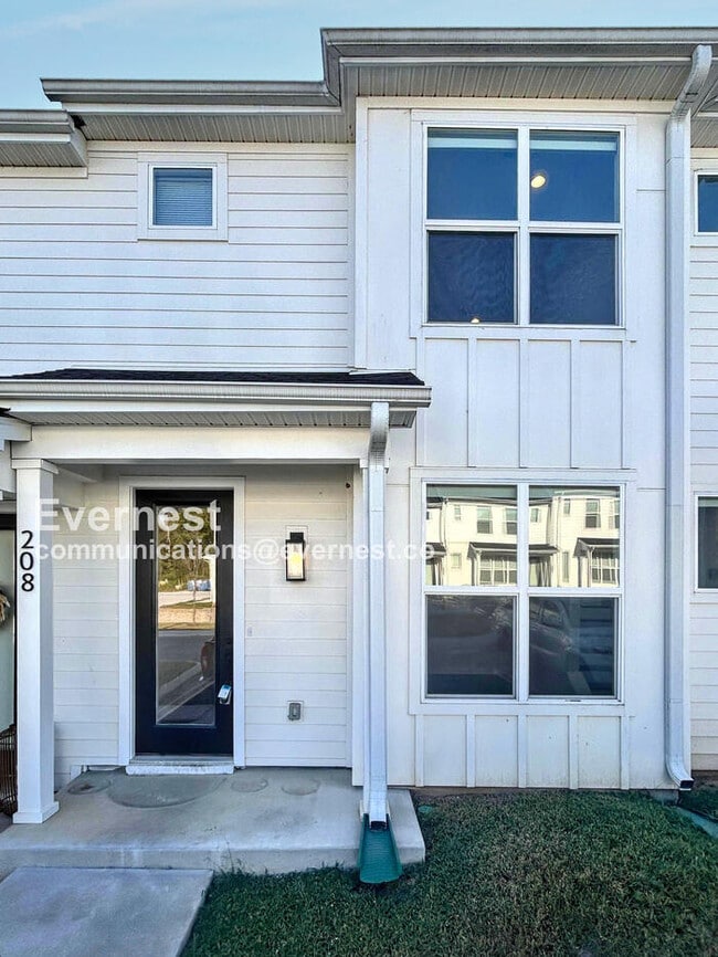 Building Photo - 208 Jeffries Wy Rental
