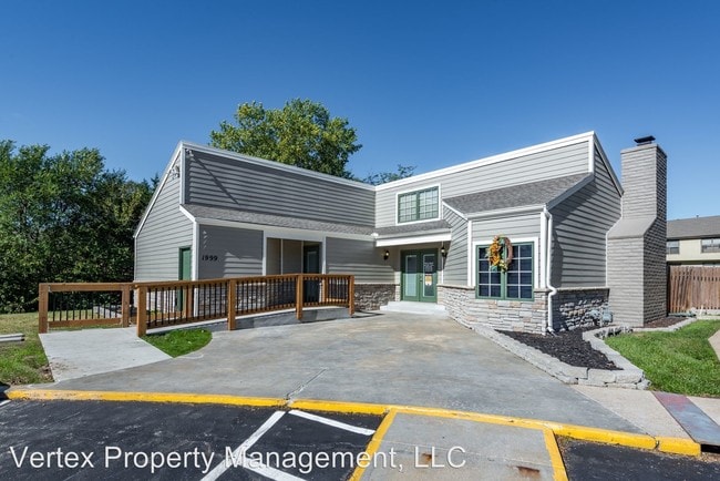 Regency Park Apartments
