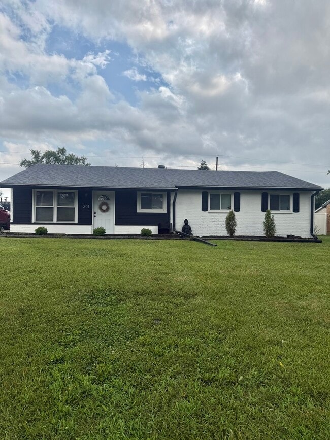 Photo - 201 Fairwood Dr