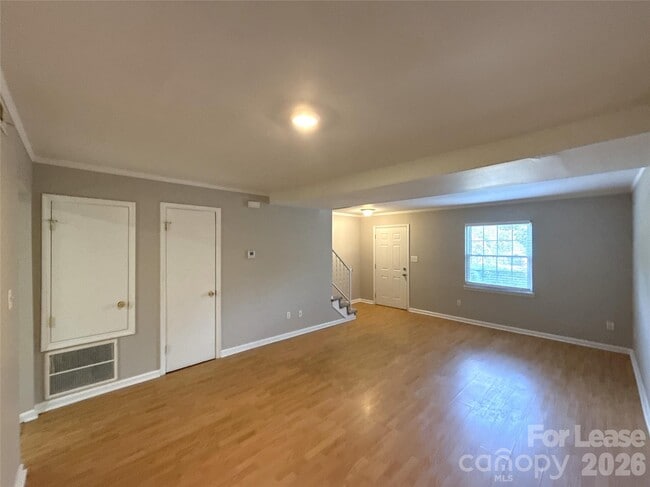 11016 Hunter Trail Ln