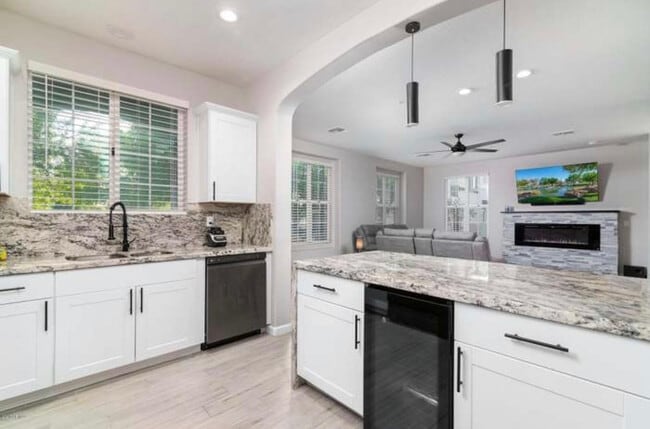 Photo - 2726 S Equestrian Dr