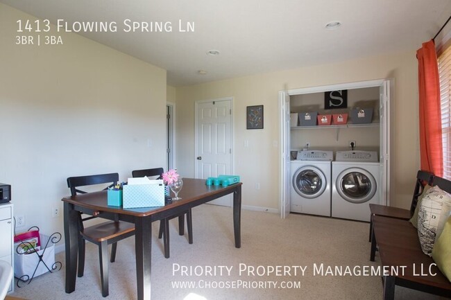 Photo - 1413 Flowing Spring Ln Townhome