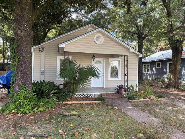 Building Photo - 1314 N Bronough St