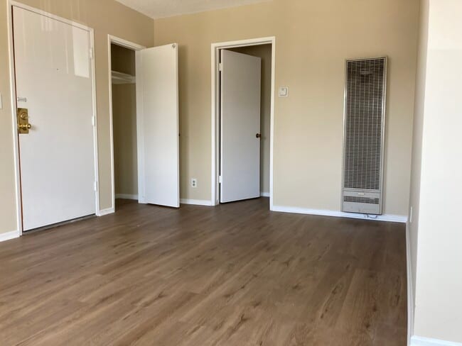 11501 Ohio Ave Unit 2