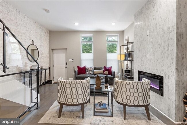 Photo - 1532 N Broadway