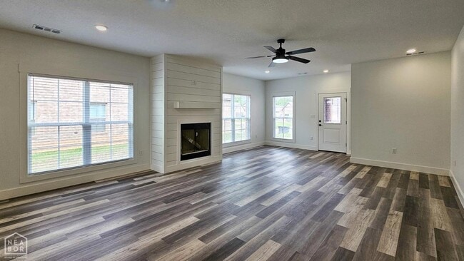Photo - 4009 Stoke Dr