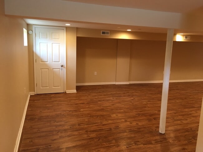 Photo - 2037 Terrace Drive