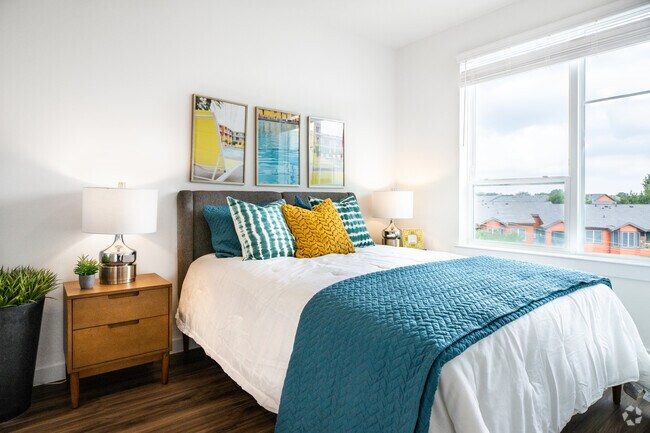 S1 - Studio, 1BA - 572SF