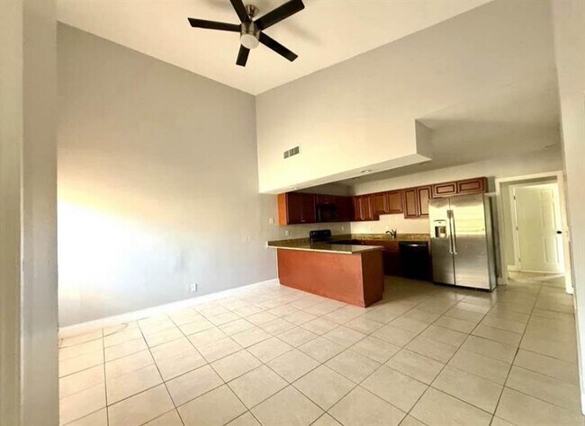 Photo - 3020 SE 2nd St