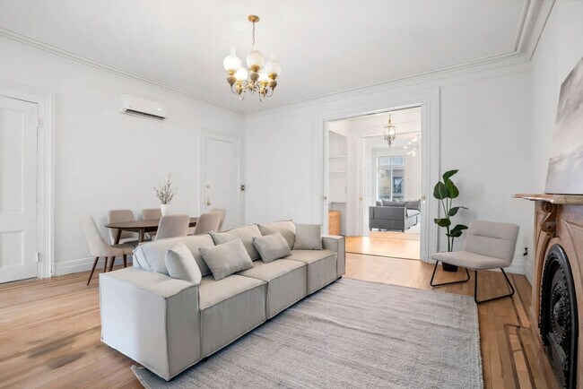 Photo - 257 W 19th St Unidad ID1224967P