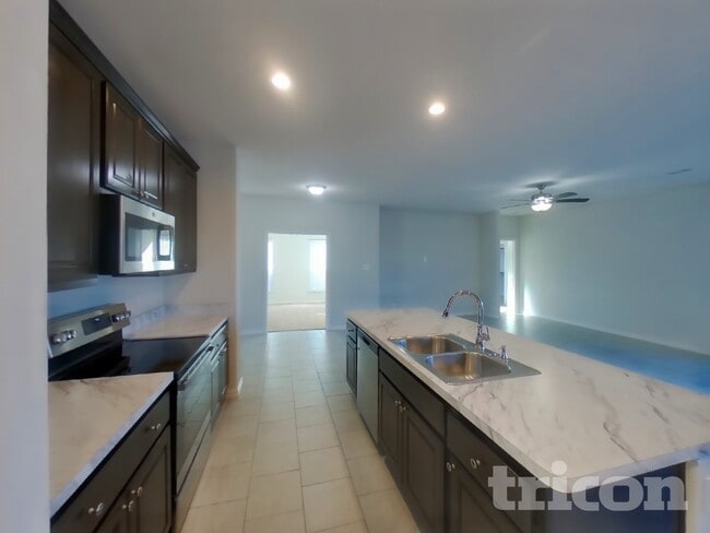 Photo - 332 Marble Creek Dr