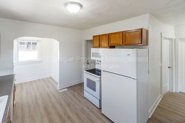 Photo - 411 E Rich Ave