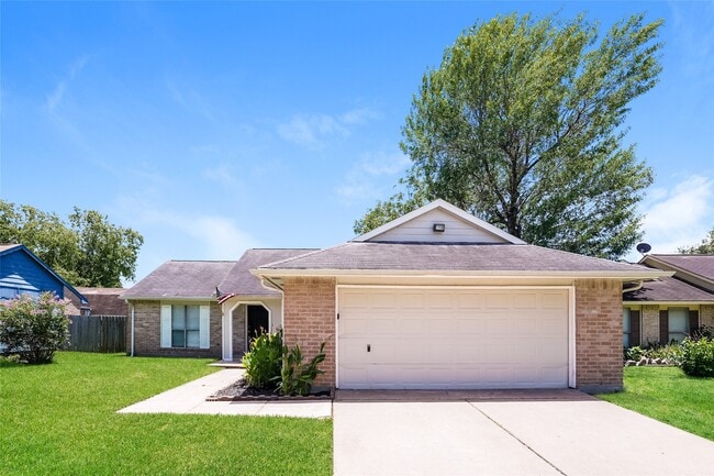 Building Photo - 17503 Nordway Dr