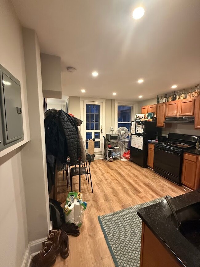 Photo - 220 Hanover St Unidad 2