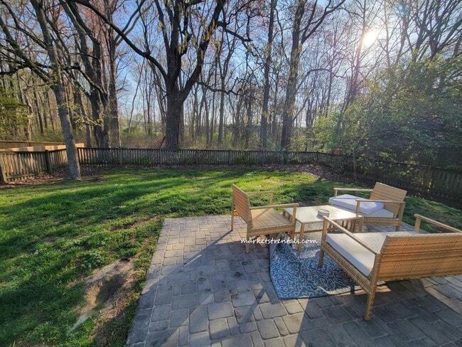 Photo - 9115 Honeysuckle Dr