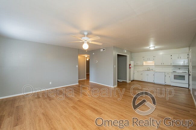 Photo - 400 7th St E Unit Apt 2H