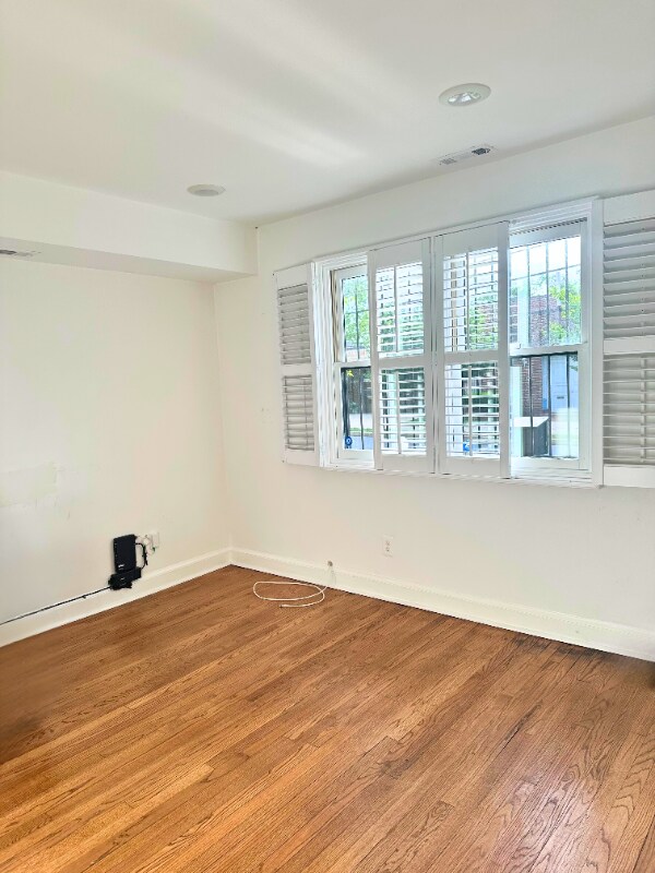 Photo - 1009 46th St NE Unit 1