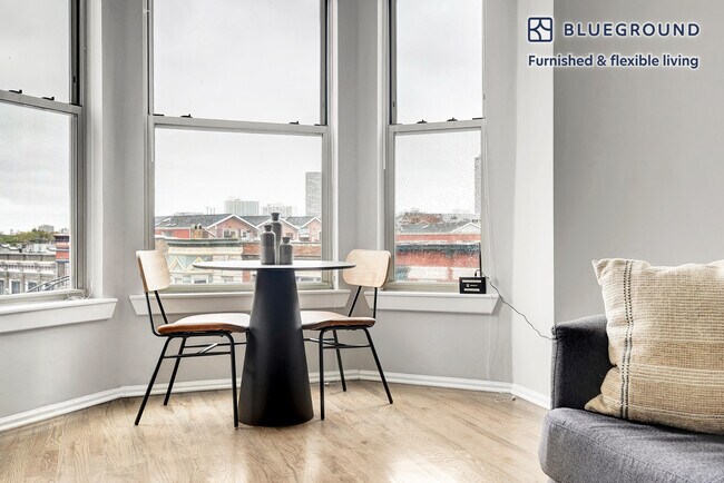 3266 N Clark St Unit PL FL3-ID472