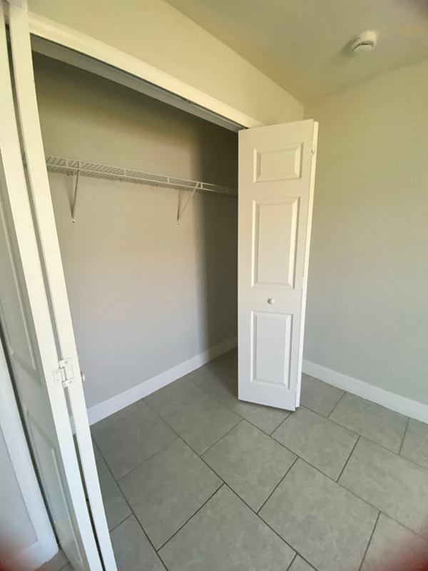 Photo - 5011 Benton St