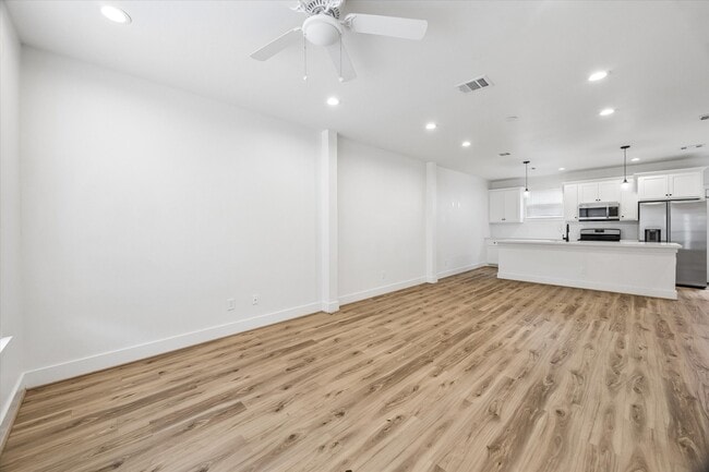 Photo - 2749 Redrock St Unidad B